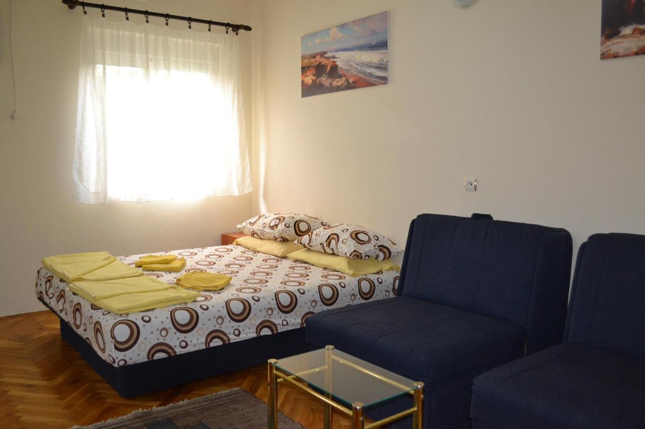 Apartments Milosevic Бар Экстерьер фото