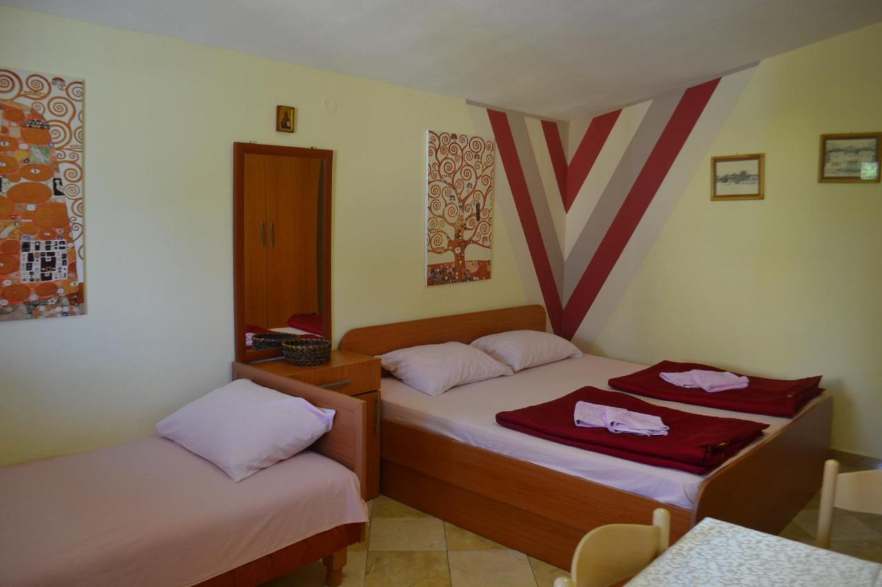 Apartments Milosevic Бар Экстерьер фото