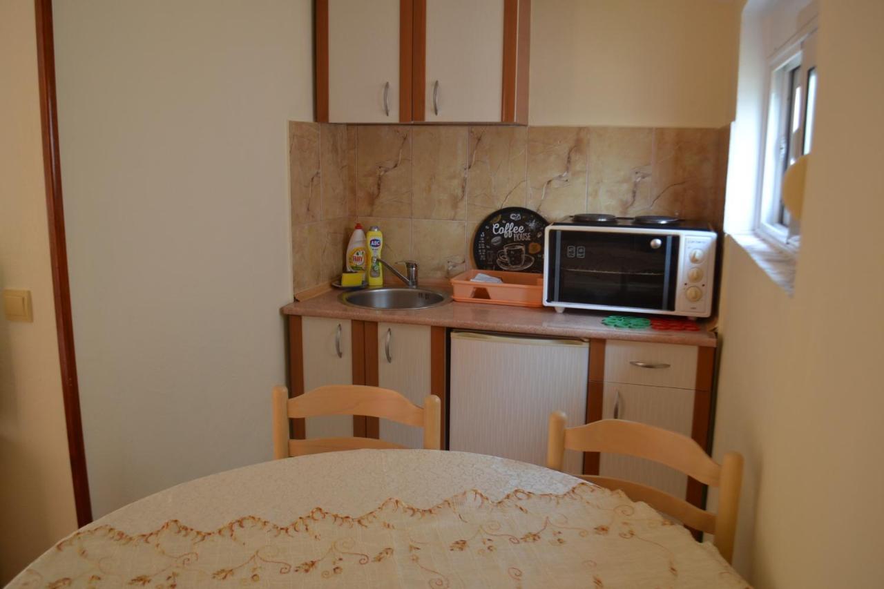 Apartments Milosevic Бар Экстерьер фото