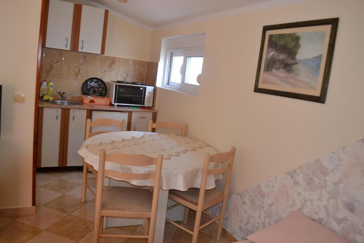 Apartments Milosevic Бар Экстерьер фото