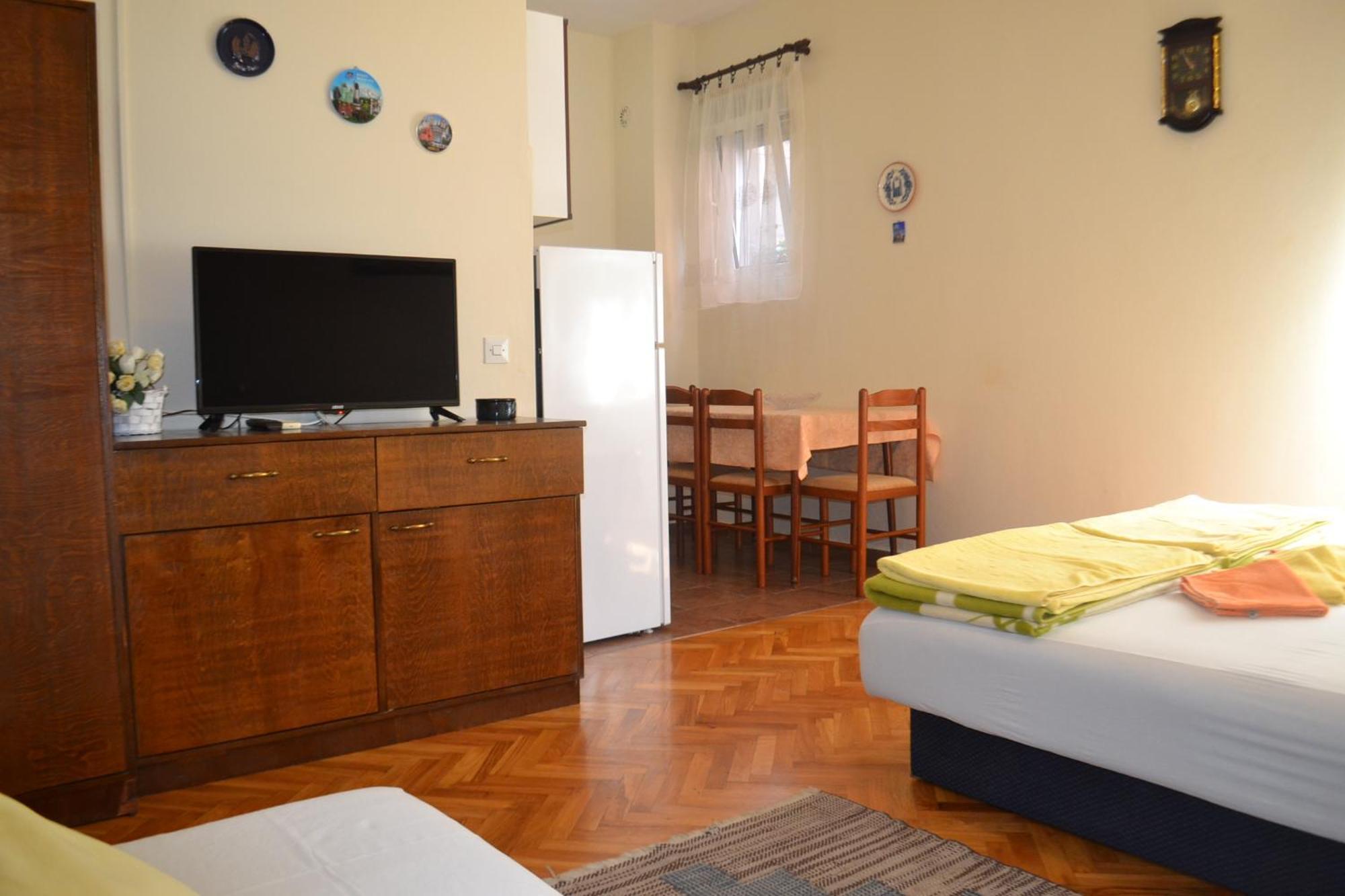 Apartments Milosevic Бар Экстерьер фото